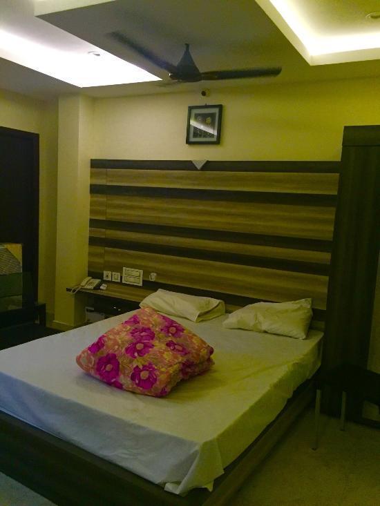 Hôtel Devibala Residency à Villupuram Extérieur photo